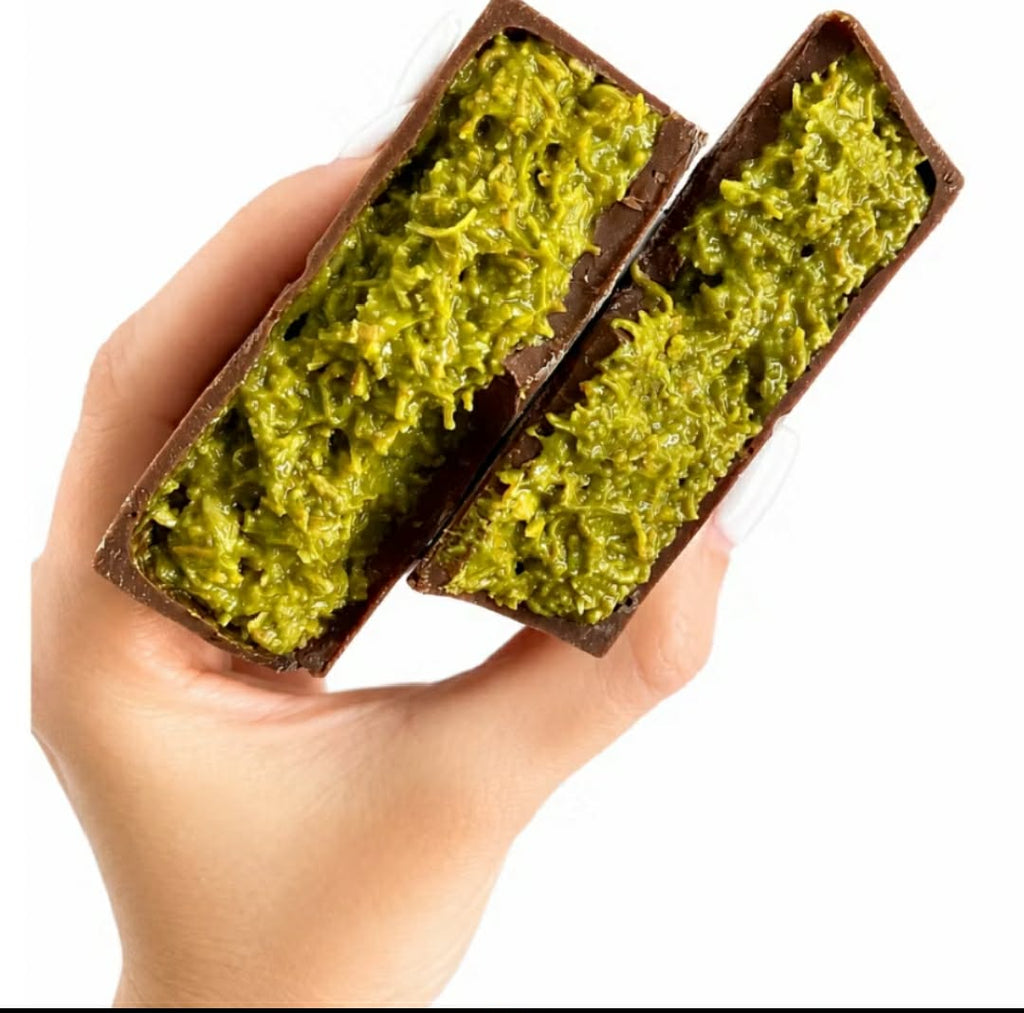 CHER. Chocolates Pistachio Knafeh Milk Chocolate Bar  200g | Crispy Knafeh & Pistachio Filling